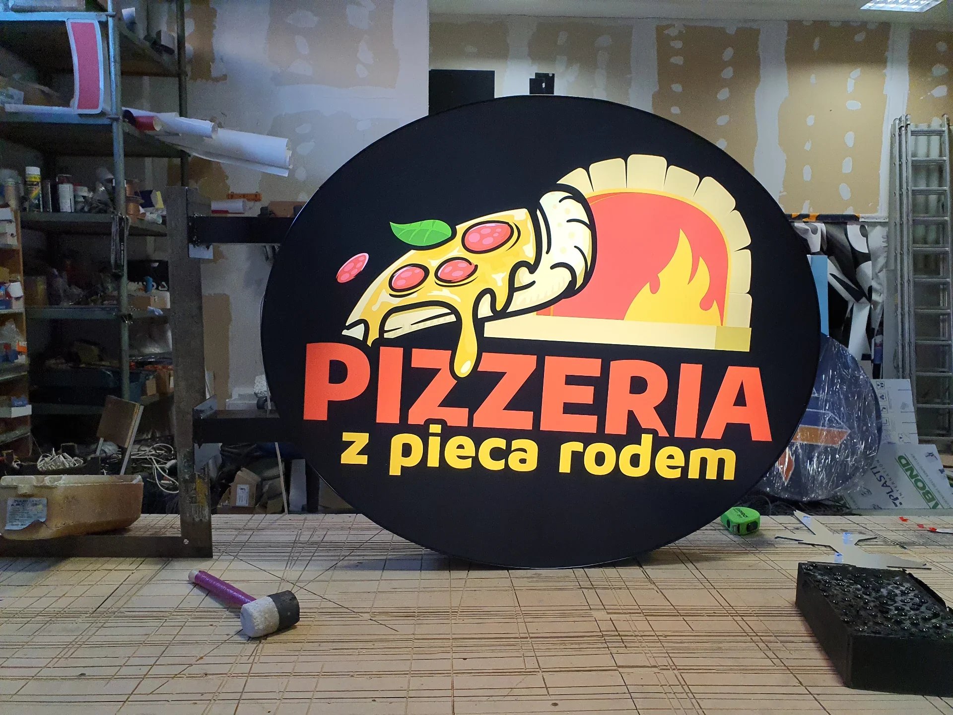 Pizzeria