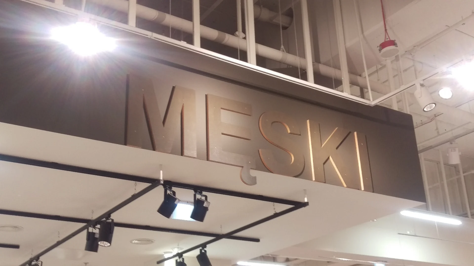 Meski